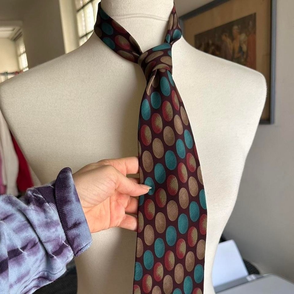 Alexander Julian Colours silk tie